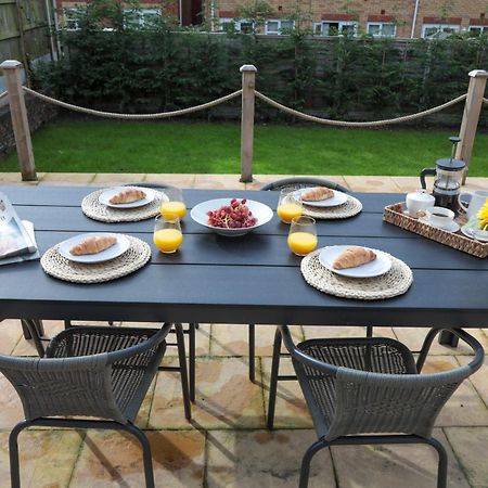 Perfect For Contractors With On Site Parking Βίλα Brierley Hill Εξωτερικό φωτογραφία