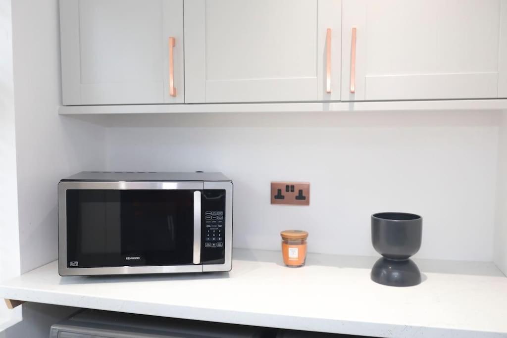 Perfect For Contractors With On Site Parking Βίλα Brierley Hill Εξωτερικό φωτογραφία